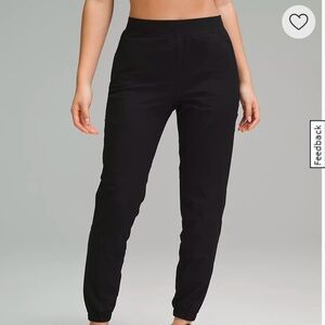 Aritzia TNA black pants joggers